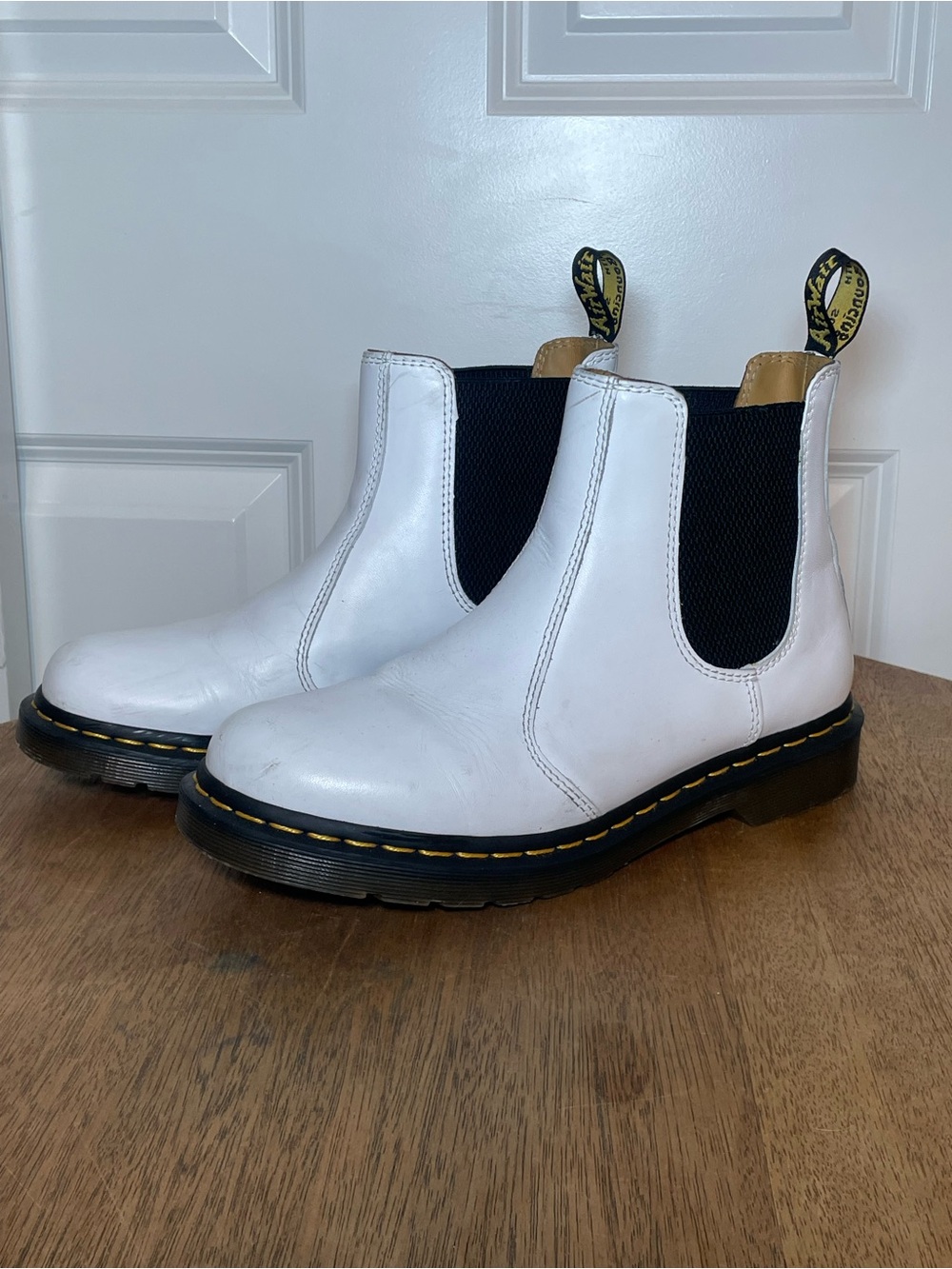 Dr. Martens 2976 Smooth Leather Chelsea Boots White US Women’s 10 Pull On